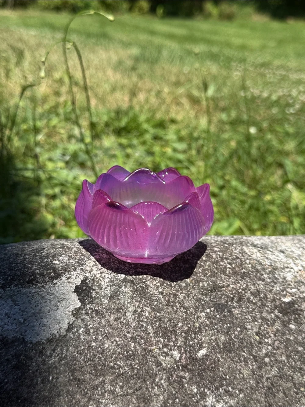 Pink Lotus-Shaped resin candle holder
